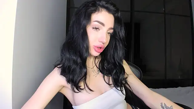 NancyLovee  online show from October 2025 07:04:02 PM