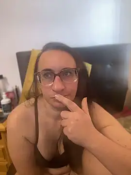 gloria7v05 online show from July 2026 05:24:02 PM