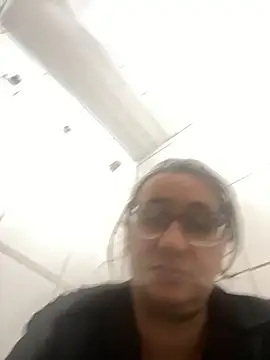 gloria7v05 online show from March 2026 06:19:02 PM