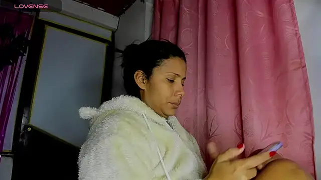 Nenita Hot  online show from September 2025 03:24:01 AM