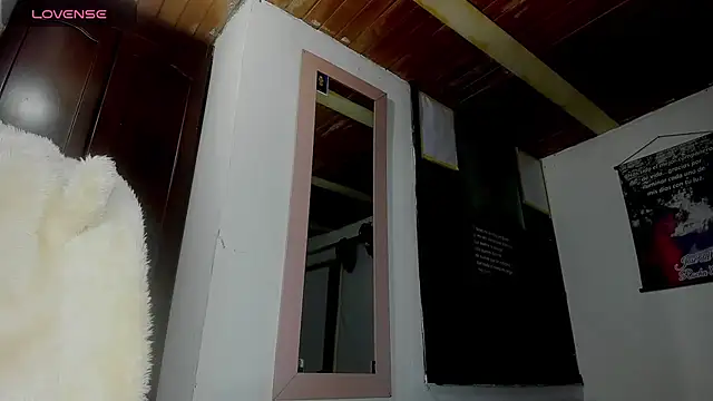 Nenita Hot  online show from October 2025 08:21:02 PM