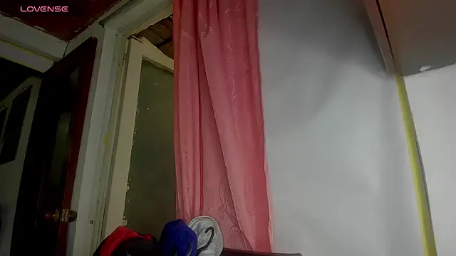 Nenita Hot  online show from October 2025 07:13:02 PM