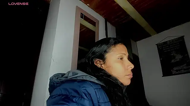 Nenita Hot  online show from October 2025 04:35:02 AM