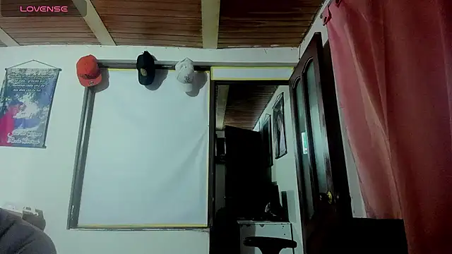 Nenita Hot  online show from October 2025 01:28:02 AM