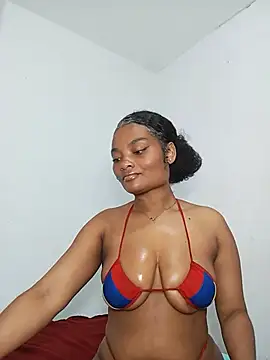 gianna smith online show from May 2026 01:11:02 PM