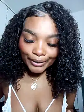 gianna smith online show from November 2025 07:52:02 PM