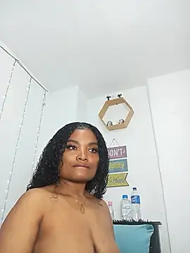 gianna smith online show from March 2026 02:05:02 AM