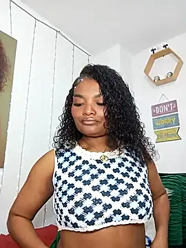 gianna smith online show from October 2025 10:06:01 PM