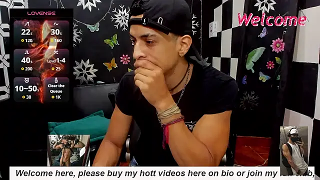 Snapshot of MikeRose94 chatting on September 2025 03:51:01 PM MikeRose94 online show from September 2025 03:51:01 PM