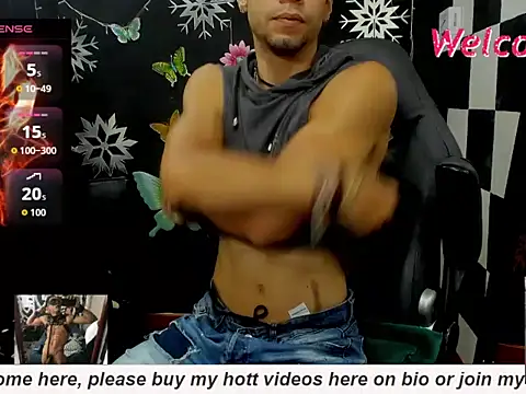 Snapshot of MikeRose94 chatting on October 2025 05:13:02 PM MikeRose94 online show from October 2025 05:13:02 PM