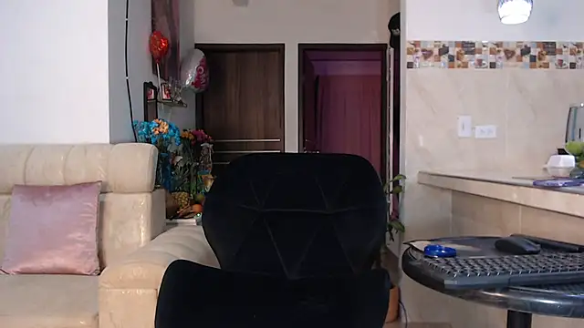 Snapshot of mistressbigcock777 chatting on October 2025 05:55:02 AM mistressbigcock777 online show from October 2025 05:55:02 AM
