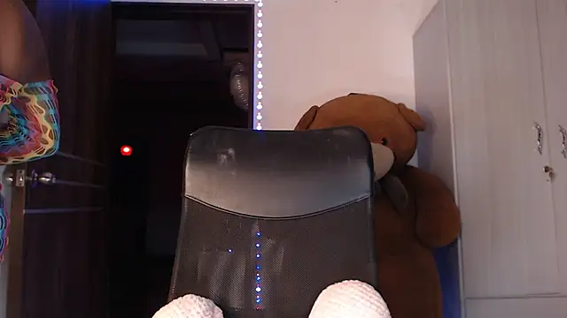 mistressbigcock777 online show from April 2026 02:40:02 AM