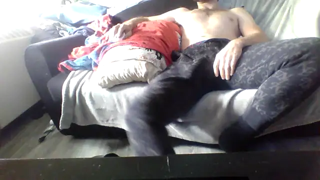 maccdaddy87 online show from September 2025 04:43:02 PM