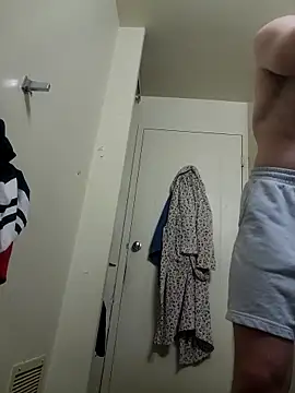 maccdaddy87 online show from June 2026 05:01:01 AM