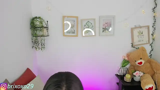 megan 29 online show from June 2026 01:27:01 AM