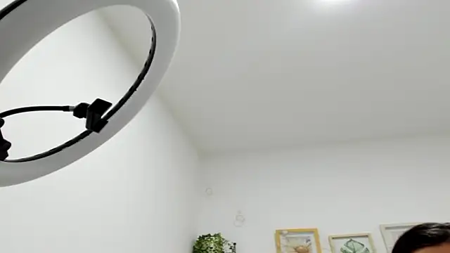 megan 29 online show from April 2026 06:58:02 PM