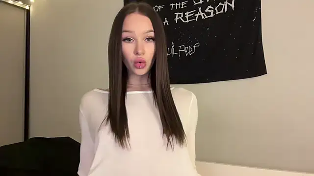 ur molly online show from November 2025 11:10:01 AM