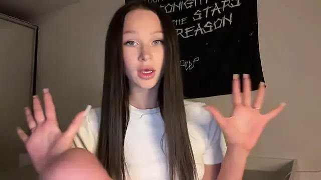 ur molly online show from September 2025 04:07:02 PM