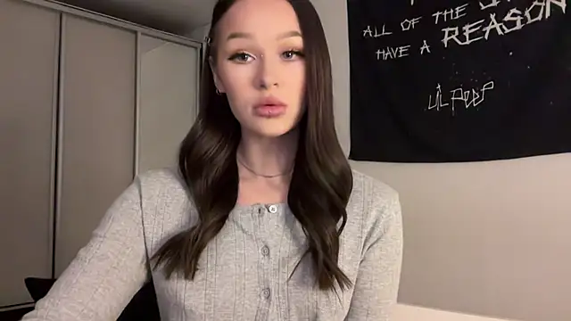 ur molly online show from November 2025 11:32:01 AM