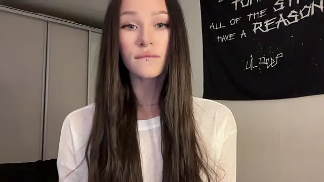 ur molly online show from February 2026 11:45:02 AM