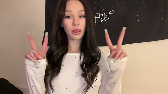 ur molly online show from October 2025 01:04:01 AM