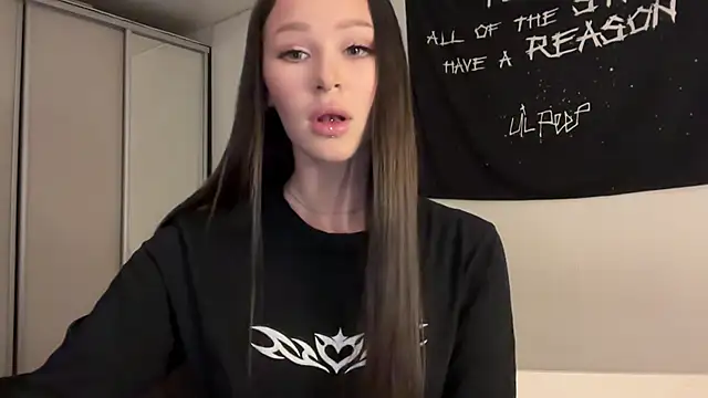 ur molly online show from February 2026 03:34:02 PM