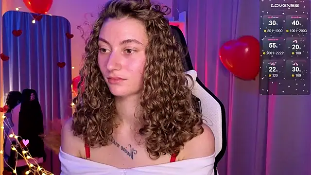 lady curls online show from February 2025 11:20:01 PM