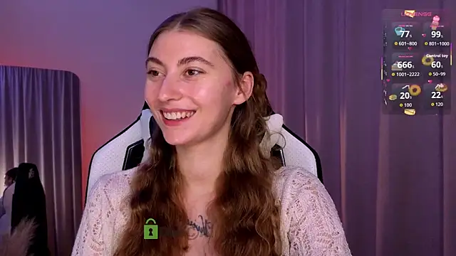 Snapshot of lady_curls chatting on November 2025 11:16:01 PM lady curls online show from November 2025 11:16:01 PM