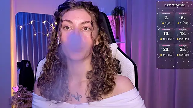 lady curls online show from March 2025 11:12:01 PM