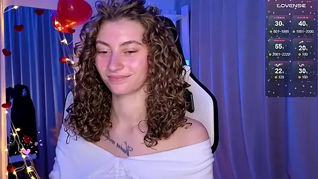 lady curls online show from February 2025 11:33:01 PM