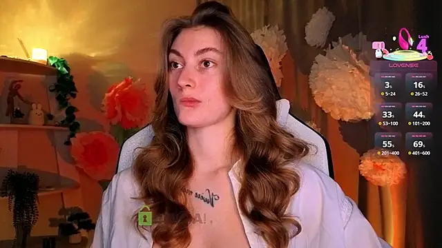 lady curls online show from April 2026 10:16:02 PM