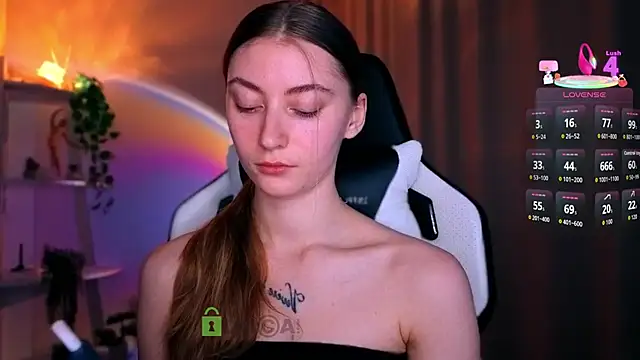 lady curls online show from March 2026 11:07:01 PM