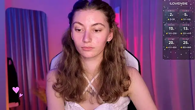 lady curls online show from February 2025 10:54:01 PM