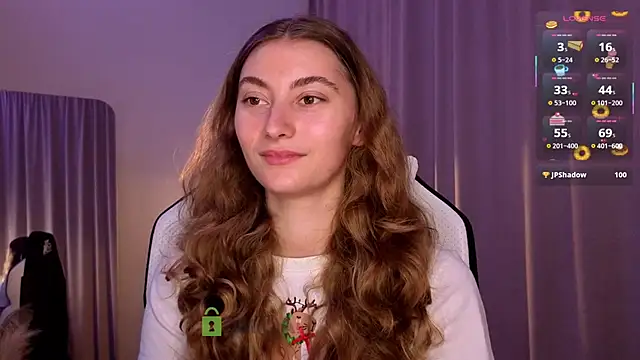 Snapshot of lady_curls chatting on December 2025 10:11:02 PM lady curls online show from December 2025 10:11:02 PM