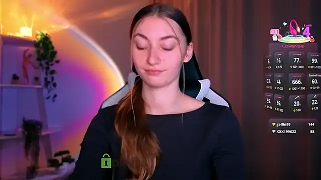 lady curls online show from March 2026 11:21:01 PM