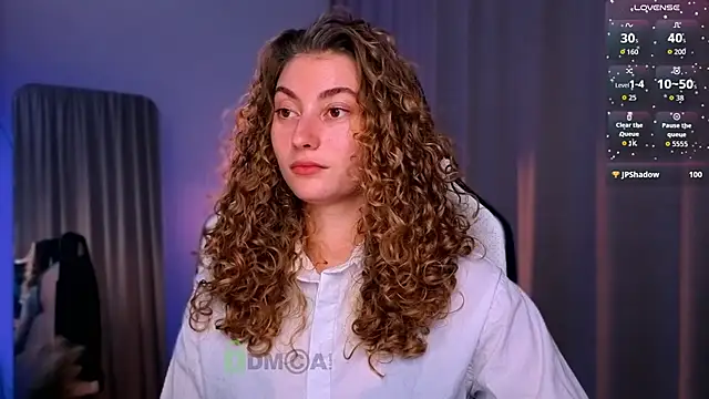 lady curls online show from September 2025 09:32:02 PM