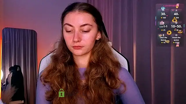 Snapshot of lady_curls chatting on November 2025 10:57:02 PM lady curls online show from November 2025 10:57:02 PM