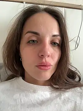 AmiLavs online show from November 2025 06:36:01 AM