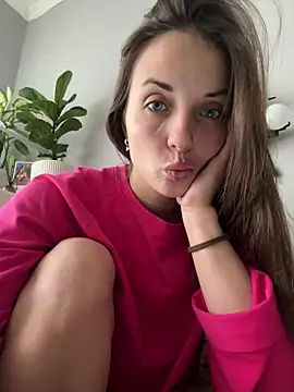 AmiLavs online show from December 2025 11:03:01 AM