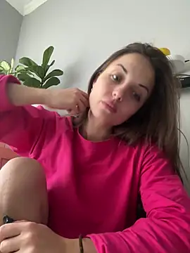 AmiLavs online show from December 2025 11:16:02 AM