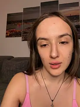 EmilyWi  online show from March 2026 10:04:02 PM