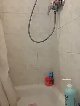 Snapshot of EmilyWi_ chatting on October 2025 02:32:01 PM EmilyWi online show from October 2025 02:32:01 PM