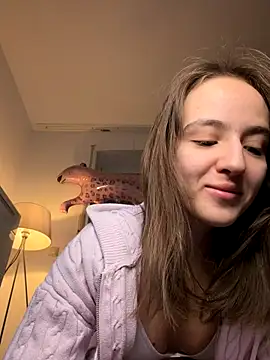 Snapshot of EmilyWi_ chatting on December 2025 10:04:01 PM EmilyWi online show from December 2025 10:04:01 PM