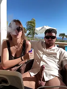 Snapshot of MrAndMrsSavage chatting on April 2026 01:14:01 PM MrAndMrsSavage online show from April 2026 01:14:01 PM