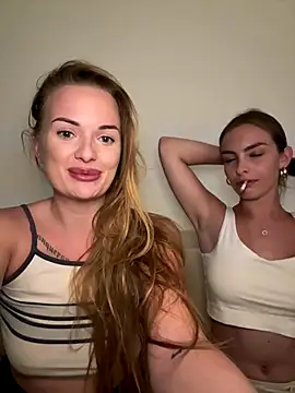MrAndMrsSavage online show from October 2025 07:04:01 PM