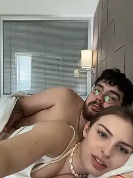 MrAndMrsSavage online show from March 2025 01:30:01 PM