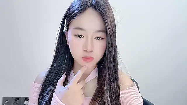 chloe-01 online show from December 2025 03:49:02 AM