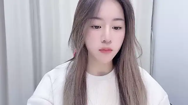 chloe-01 online show from January 2025 12:24:01 PM