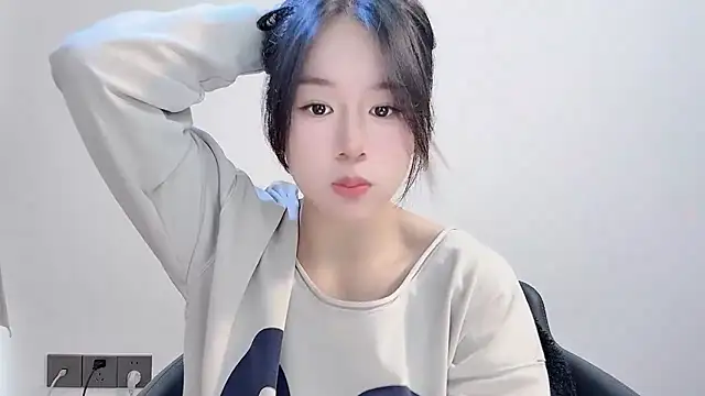 chloe-01 online show from November 2025 03:07:02 AM