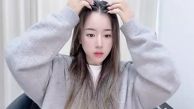 chloe-01 online show from December 2024 04:48:02 AM